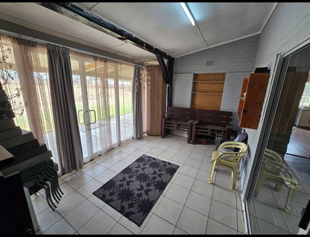 2HA FARM FOR SALE IN MANTEVREDE